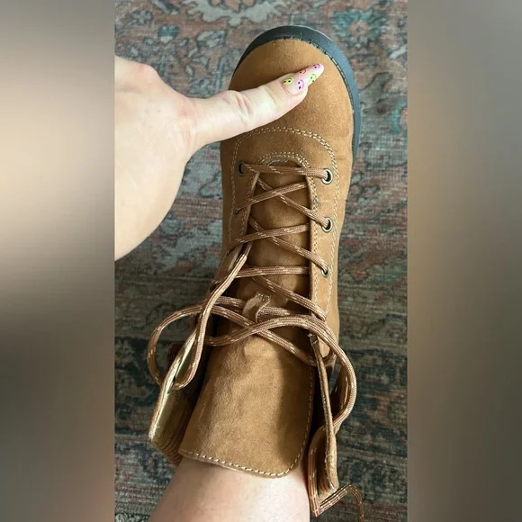 St. John's Bay Brown Lace-Up Boots for Women- size 8.5 - Picture 7 of 13